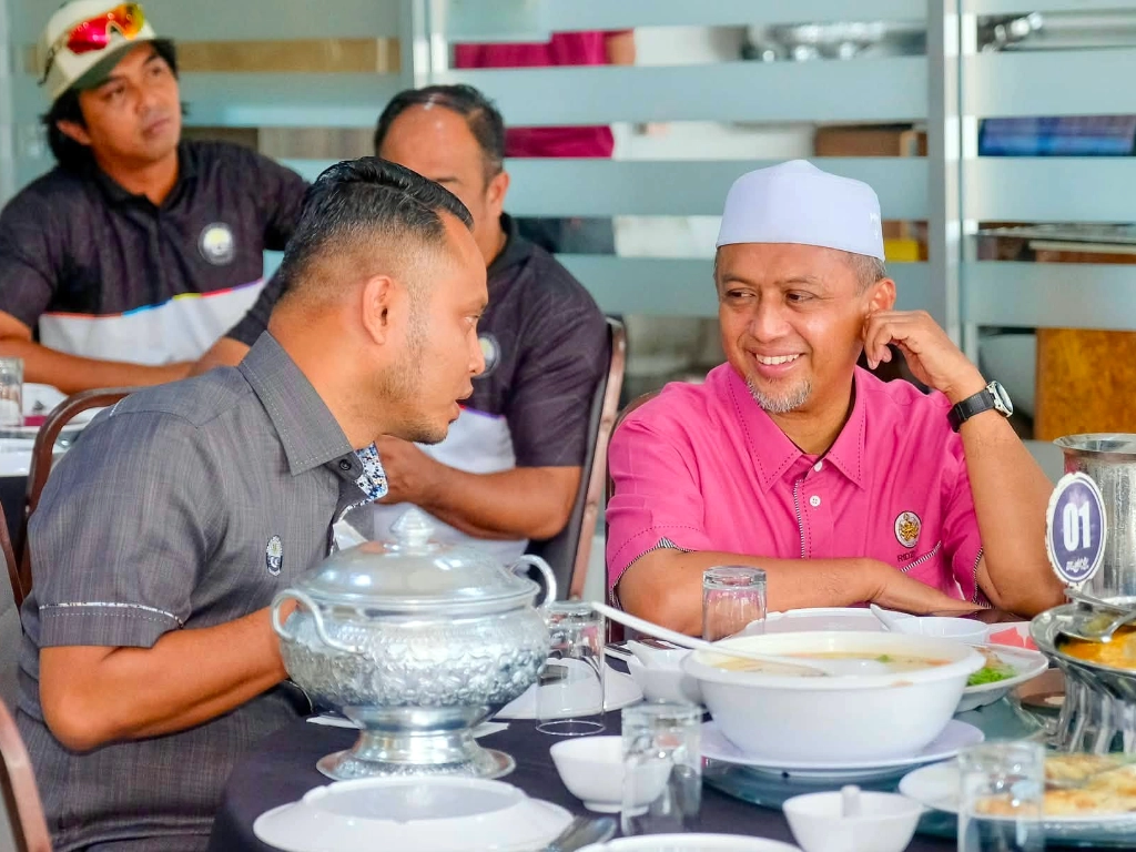SUKMA 2026: Atlet Bola Tampar Bersama YB Ustaz Ridzuan Hashim 4 msnt sukma 2026 003 003