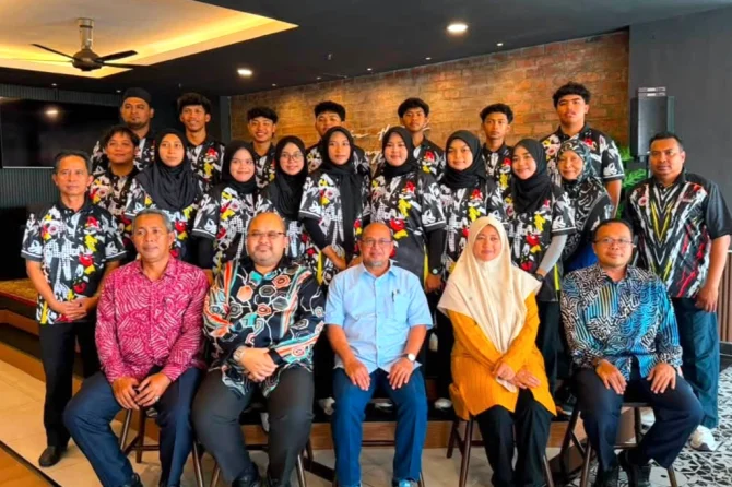 SUKMA 2026: Atlet Lawn Bowl Bersama Bapa Angkat & Jabatan Angkat