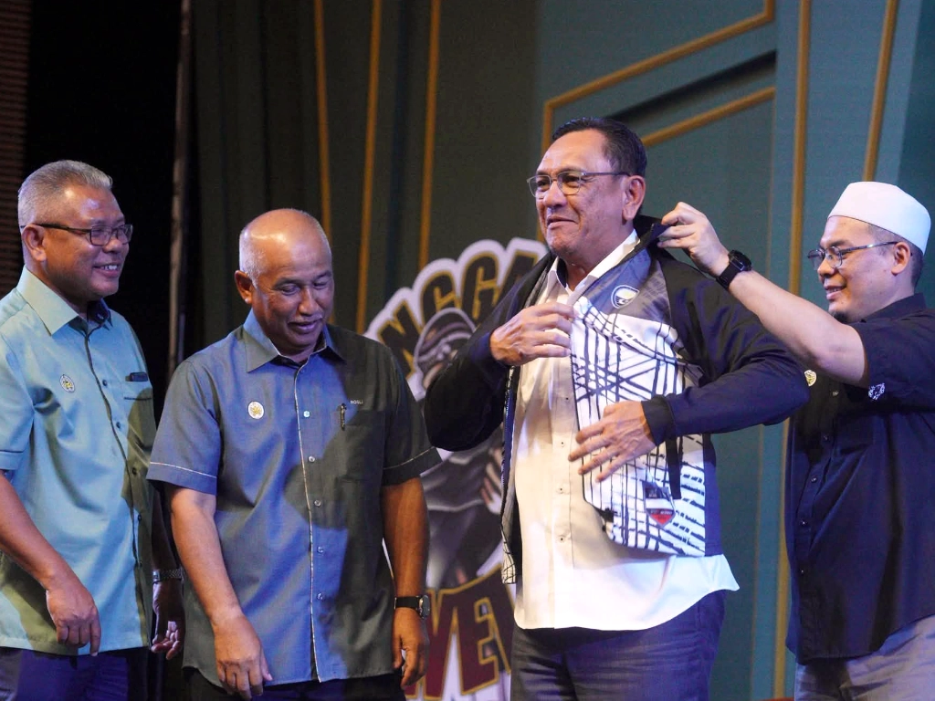 SUKMA 2026: Majlis Penyerahan Bendera Kontinjen SUKMA Terengganu 2026 6 msnt sukma 2026 007 005